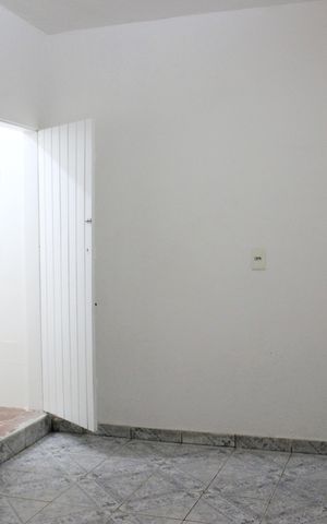 Casa para alugar com 54m², 2 quartos e 1 vagaSala 