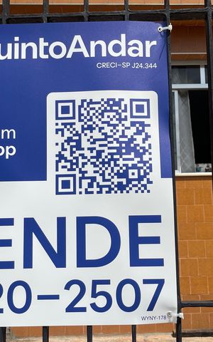 Casa à venda com 300m², 5 quartos e 6 vagas Casa à venda com 300m², 5 quartos e 6 vagasPlaca