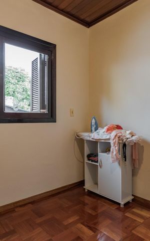 Casa para alugar com 270m², 4 quartos e 2 vagas Casa para alugar com 270m², 4 quartos e 2 vagasQuarto