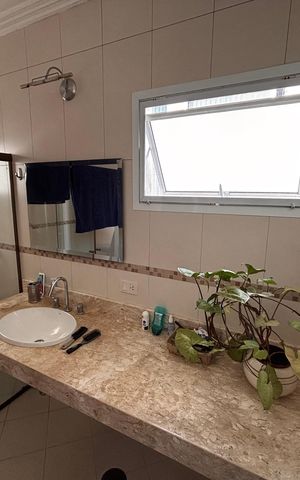 Casa de condomínio para alugar com 430m², 5 quartos e 6 vagas Casa de condomínio para alugar com 430m², 5 quartos e 6 vagasBanheiro suíte 2