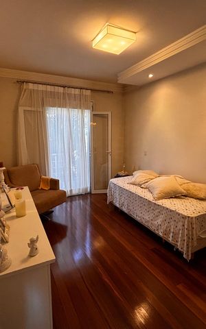 Casa de condomínio para alugar com 430m², 5 quartos e 6 vagas Casa de condomínio para alugar com 430m², 5 quartos e 6 vagasSuíte 4