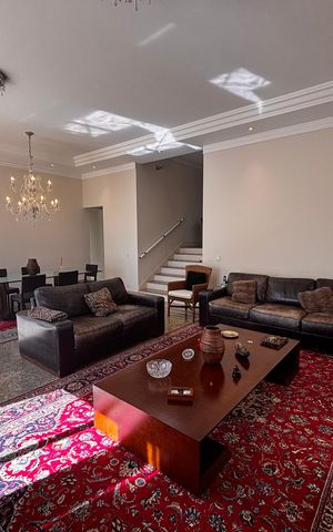 Casa de condomínio para alugar com 430m², 5 quartos e 6 vagas Casa de condomínio para alugar com 430m², 5 quartos e 6 vagasSala 3