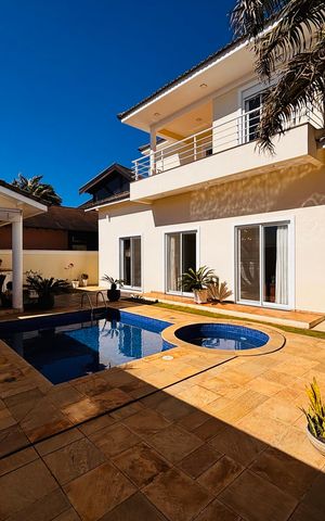 Casa de condomínio para alugar com 430m², 5 quartos e 6 vagas Casa de condomínio para alugar com 430m², 5 quartos e 6 vagasPiscina