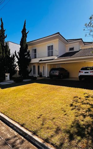 Casa de condomínio para alugar com 430m², 5 quartos e 6 vagas Casa de condomínio para alugar com 430m², 5 quartos e 6 vagasFachada