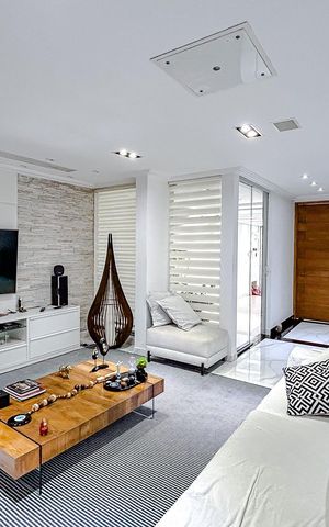 Casa para alugar com 172m², 2 quartos e 3 vagasSala