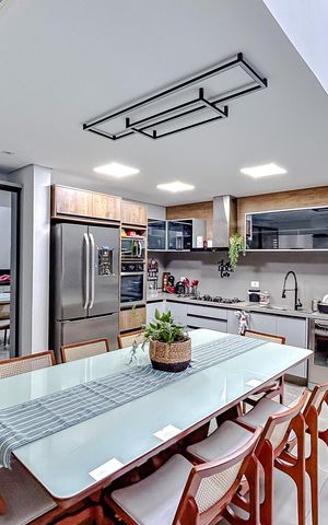 Casa para alugar com 172m², 2 quartos e 3 vagasCozinha
