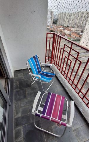 Apartamento à venda com 48m², 2 quartos e 1 vaga Apartamento à venda com 48m², 2 quartos e 1 vagaVaranda
