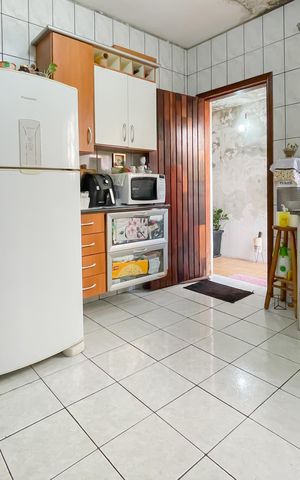 Casa à venda com 250m², 2 quartos e 2 vagasCozinha