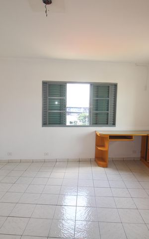 Casa à venda com 326m², 3 quartos e 6 vagasQuarto 1