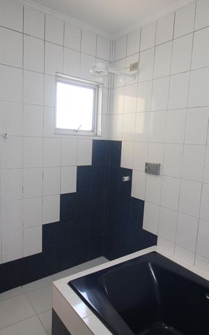 Casa à venda com 326m², 3 quartos e 6 vagasQuarto 1 - Banheiro