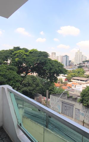 Casa à venda com 326m², 3 quartos e 6 vagasSala - Varanda