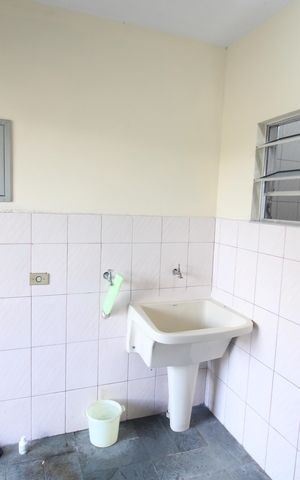 Casa à venda com 326m², 3 quartos e 6 vagasÁrea de Serviço