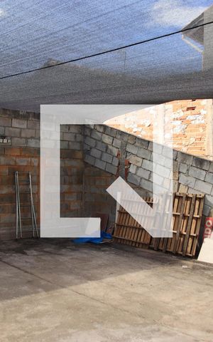 Casa à venda com 120m², 3 quartos e 2 vagasQuintal