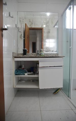 Casa para alugar com 236m², 4 quartos e 4 vagasBanheiro da Suíte 1 