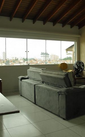 Casa para alugar com 236m², 4 quartos e 4 vagasSala