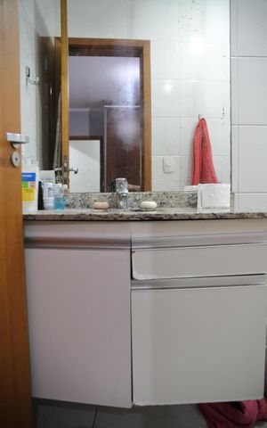 Casa para alugar com 236m², 4 quartos e 4 vagasBanheiro da Suíte 2 