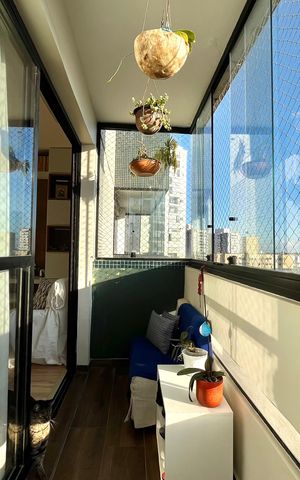 Apartamento à venda com 100m², 3 quartos e 2 vagasVaranda
