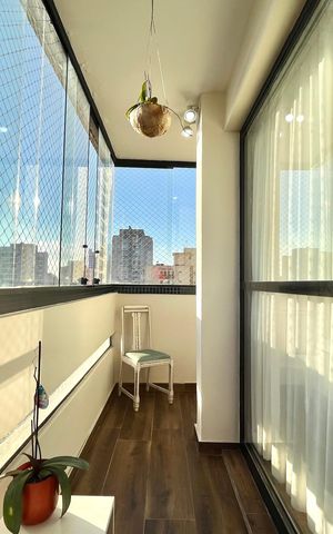 Apartamento à venda com 100m², 3 quartos e 2 vagasVaranda