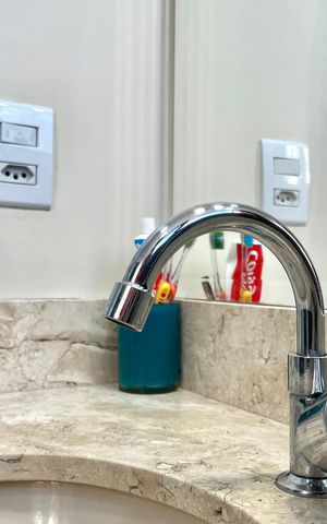 Apartamento à venda com 100m², 3 quartos e 2 vagasBanheiro da Suíte