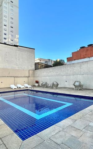 Apartamento à venda com 100m², 3 quartos e 2 vagasÁrea comum - Piscina