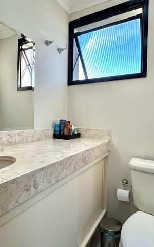 Apartamento à venda com 100m², 3 quartos e 2 vagasBanheiro da Suíte