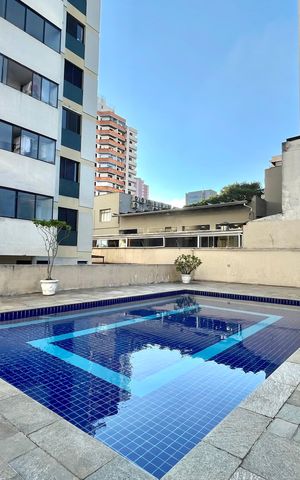 Apartamento à venda com 100m², 3 quartos e 2 vagasÁrea comum - Piscina