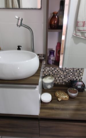 Apartamento à venda com 62m², 2 quartos e 1 vagaBanheiro quarto 2