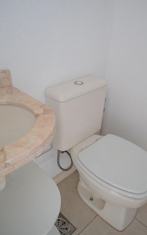 Apartamento à venda com 100m², 2 quartos e 2 vagasLavabo