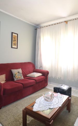 Casa à venda com 111m², 2 quartos e 2 vagasSala 