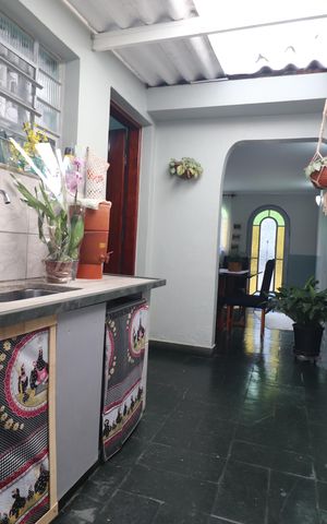 Casa à venda com 111m², 2 quartos e 2 vagasVaranda da cozinha