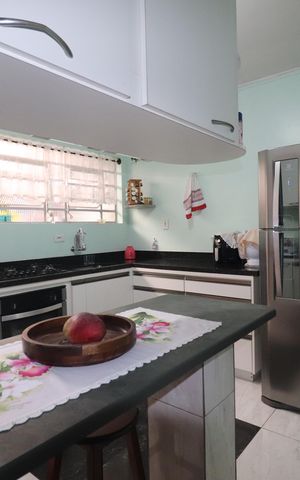 Casa à venda com 111m², 2 quartos e 2 vagasCozinha