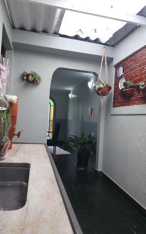Casa à venda com 111m², 2 quartos e 2 vagasVaranda da cozinha