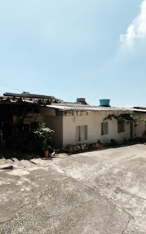 Casa à venda com 300m², 3 quartos e 8 vagasÁrea externa