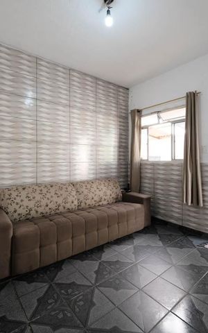 Casa à venda com 300m², 3 quartos e 8 vagasSala