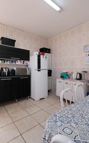 Casa à venda com 300m², 3 quartos e 8 vagasCozinha