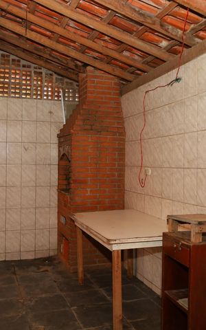 Casa para alugar com 250m², 2 quartos e 1 vagaÁrea de Serviço