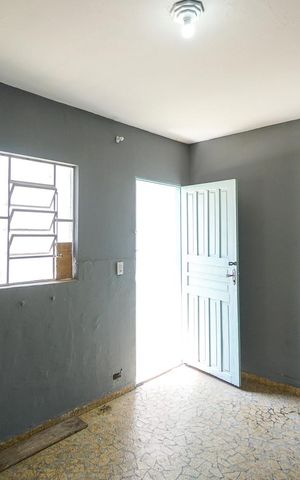 Casa à venda com 155m², 4 quartos e 2 vagasQuarto de serviço