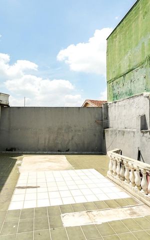 Casa à venda com 155m², 4 quartos e 2 vagasTerraço