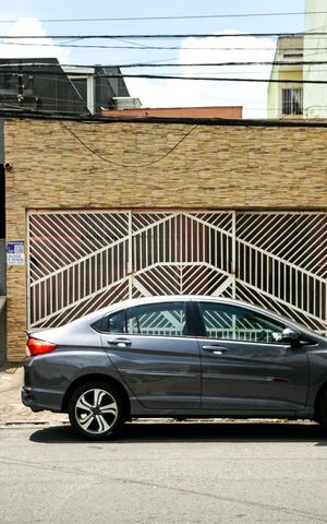 Casa à venda com 155m², 4 quartos e 2 vagasFachada