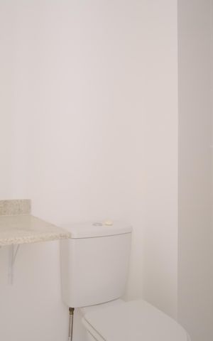 Apartamento à venda com 74m², 2 quartos e 1 vagaBanheiro Social