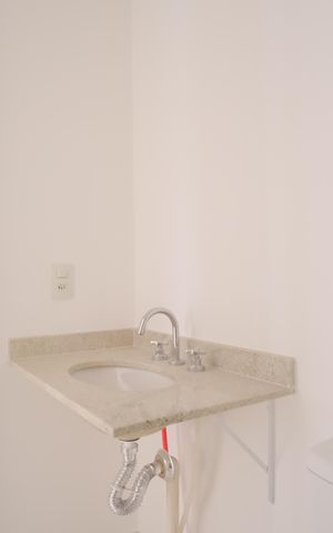Apartamento à venda com 74m², 2 quartos e 1 vagaBanheiro Social