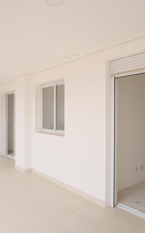 Apartamento à venda com 74m², 2 quartos e 1 vagaVaranda