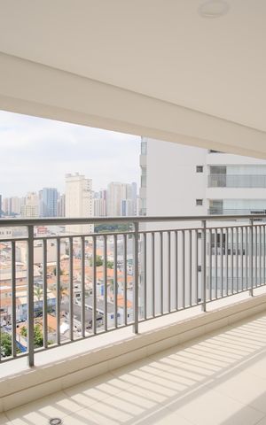 Apartamento à venda com 74m², 2 quartos e 1 vagaVaranda
