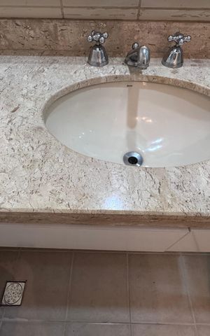Apartamento para alugar com 75m², 2 quartos e 2 vagas Apartamento para alugar com 75m², 2 quartos e 2 vagasBanheiro Social