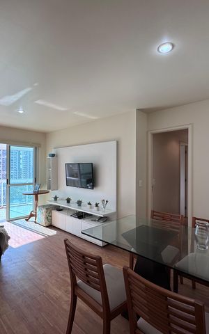 Apartamento para alugar com 75m², 2 quartos e 2 vagas Apartamento para alugar com 75m², 2 quartos e 2 vagasSala