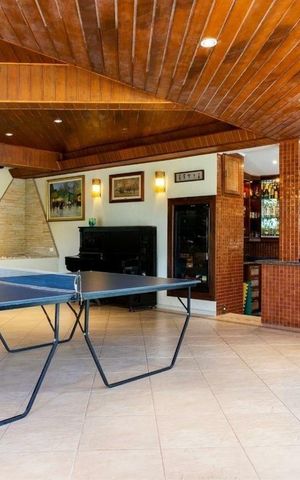 Casa de condomínio à venda com 953m², 6 quartos e 8 vagas
