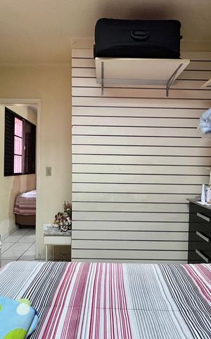 Casa para alugar com 200m², 3 quartos e 4 vagas Casa para alugar com 200m², 3 quartos e 4 vagasQuarto 1