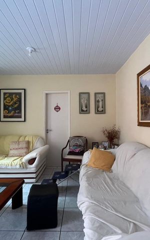 Casa para alugar com 200m², 3 quartos e 4 vagas Casa para alugar com 200m², 3 quartos e 4 vagasSala