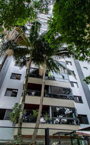 Apartamento à venda com 135m², 3 quartos e 2 vagas