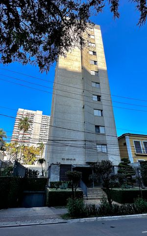 Apartamento à venda com 112m², 3 quartos e 1 vaga Apartamento à venda com 112m², 3 quartos e 1 vagaFachada